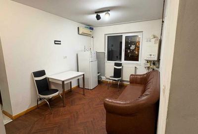 Garsonieră decomandată în Central - 3