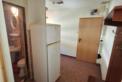3 camere .. Calea Martirilor ... 72000  euro - 2