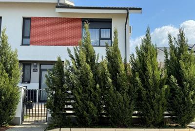 Duplex cu 3 camere cu Canalizare în Albert - 2