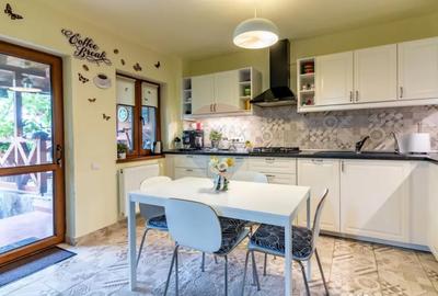 Casă cu 7 camere cu Garaj în Central - 9