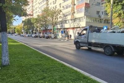 Alexandru Obregia apartament 4 camere 2 bai bloc reabilitat. - 1