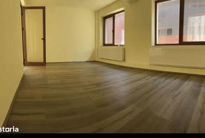 Spațiu comercial, de 240 mp, în Huși - 8