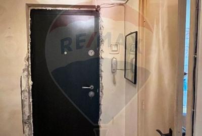 Vanzare apartament 3 camere, decomandat, Drumul Taberei - Bd. 1 Mai - 8