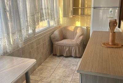 Apartament cu 3 camere decomandat în Crâng - 4