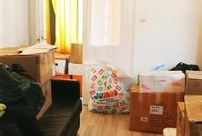 Oferta Speciala - Apartament cu 3 Camere in casa , Zona Centrala - Schei
