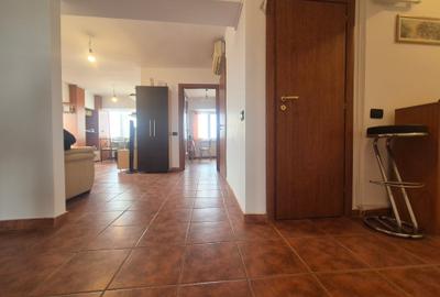 Apartament cu 3 camere decomandat, mobilat în Dacia - 1