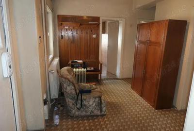 Apartament 4 camere foarte spa?ios - tot etajul, loca?ie excep?ionala - 5