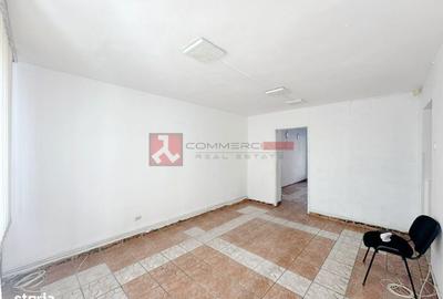 Spațiu comercial, de 50 mp, în Central - 2