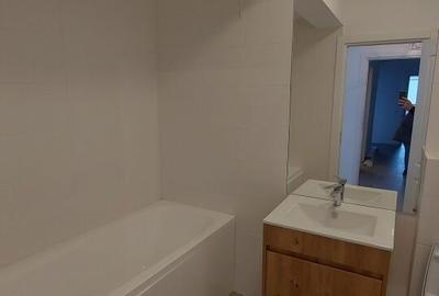 Apartament cu 3 camere decomandat, mobilat în Titan - 2