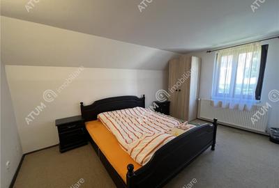 Pensiune de 7 camere cu 5 bai si teren de 377mp situata in P - 6