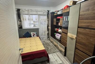 Apartament 3 dormitoare, 58 mp, Bulevardul Decebal - 10