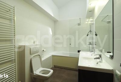 Casă cu 7 camere cu Teren 200 Mp în Central - 19