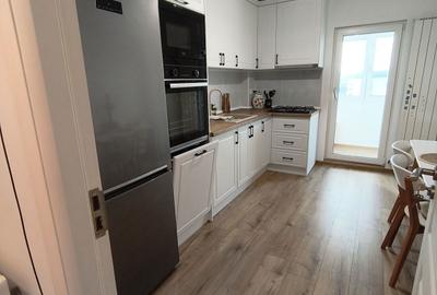 Apartament cu 4 camere decomandat în Central - 7