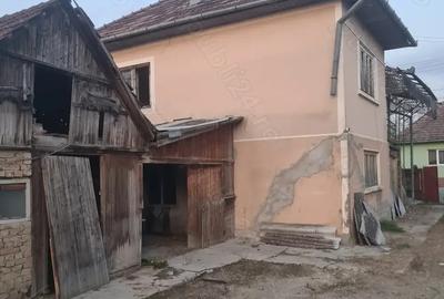 Casa de vanzare cu etaj - 2