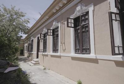 Casă cu 3 camere cu Teren 220 Mp în Parcul Carol - 5
