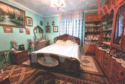 Casă individuală cu 5 camere cu Canalizare în Central - 2