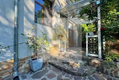 Casă individuală cu 6 camere cu Canalizare în Central - 6