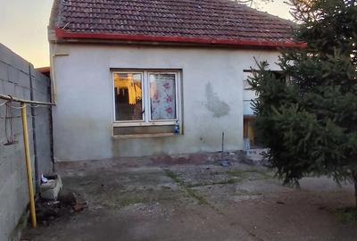 Casă cu 2 camere cu Teren 396 Mp în Ronaț - 8