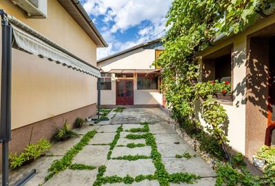 Casă cu 3 camere cu Canalizare în UTA - 2