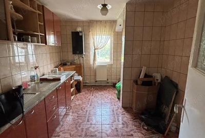 De vanzare 4 camere, 2 bai, 2 balcoane, zona Favorit - 4