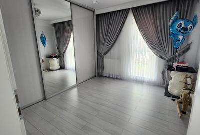 Apartament cu 3 camere, 56 mp, zona Eroilor - 3