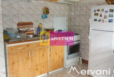 Vila de vanzare in Busteni - Zona Centrala - 13