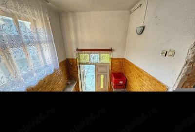 Casă cu 2 camere cu Teren 351 Mp în Sadu - 6