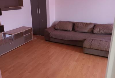 Apartament cu 2 camere decomandat în Florești - 1