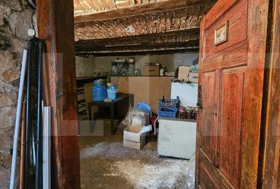 Casă cu 3 camere cu Garaj în Valea Crișului - 1