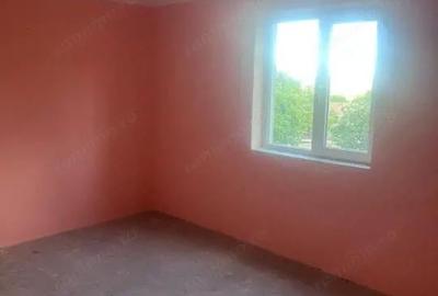 Casă cu Teren 580 Mp în Central - 11