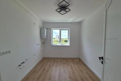 Apartament cu 3 camere decomandat în Periferie - 2