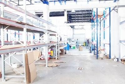 Spațiu industrial, de 1,080 mp, în Uzina 2 - 3