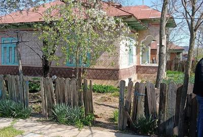 Casă cu 4 camere cu Teren 2988 Mp în Central - 5