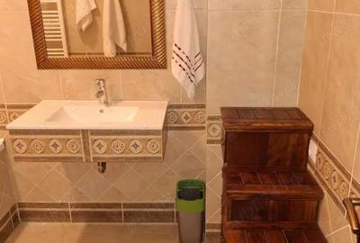 Apartament cu 3 camere decomandat în Central - 4