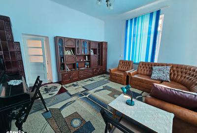 Casă cu 3 camere cu Teren 500 Mp în Central