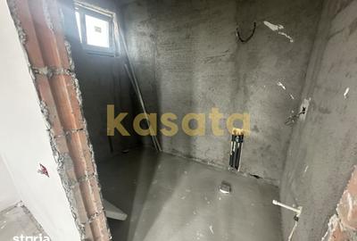 Casă cu 4 camere cu Teren 415 Mp în Dragomirești-Vale