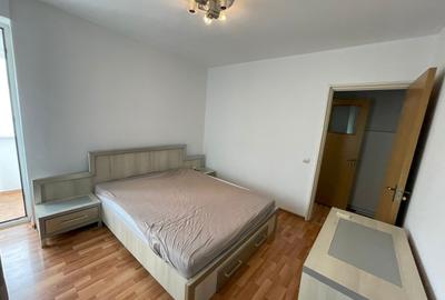 Apartament cu 3 camere semidecomandat în Gorjului - 9