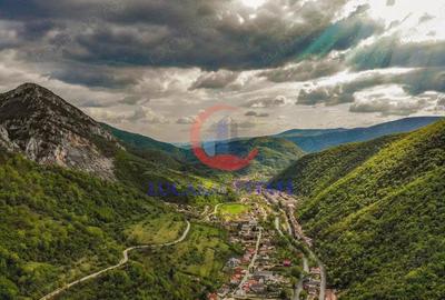 Teren, Baile Herculane - Orsova, deschidere de 80ml, pe E70 - 2