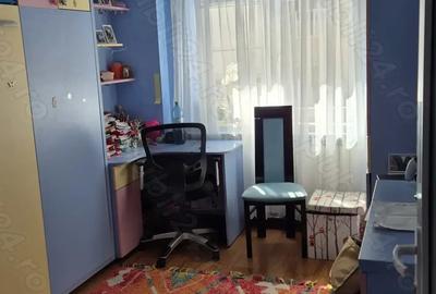 Apartament 3 camere in Zamca - 3