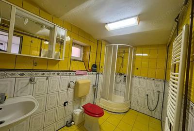 Casa 4 camere de inchiriat zona centrala - 9