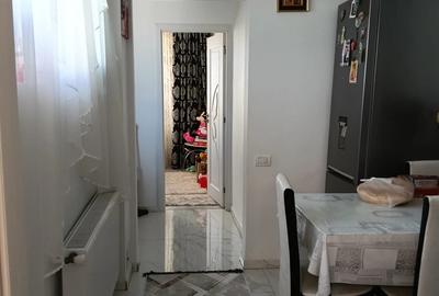 Vand apartament 2 camere titan mobilat si utilat Vand apartament 2 camere titan mobilat si utilat - 4