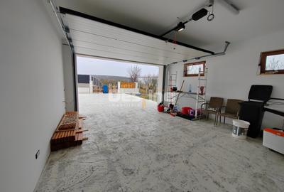 Casă individuală cu 4 camere cu Canalizare în Bârnova - 6