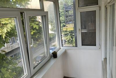 Apartament cu 3 camere decomandat în Central - 4