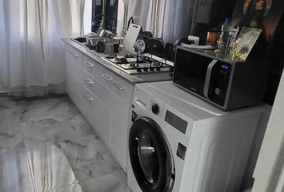 Se vinde apartament cf 1, parter zona centrala in Bulevardul 1decembrie1918 bransat la gaze totul n - 3