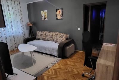 Apartament cu 2 camere semidecomandat în Țiglina 1