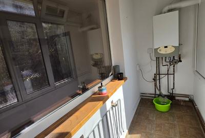 Apartament cu 3 camere semidecomandat în Titan - 3