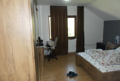 Casă individuală cu 4 camere cu Teren 1190 Mp în Parța - 9