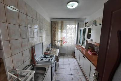 2 camere decomandat Calea Vitan, 1979 - comision 0% - 9