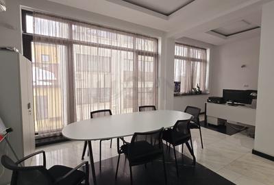 Casă individuală cu 7 camere cu Canalizare în Floreasca - 10