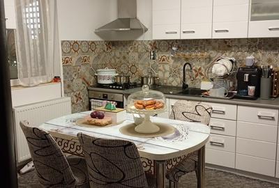 Casă cu 4 camere cu Teren 508 Mp în Tei - 6